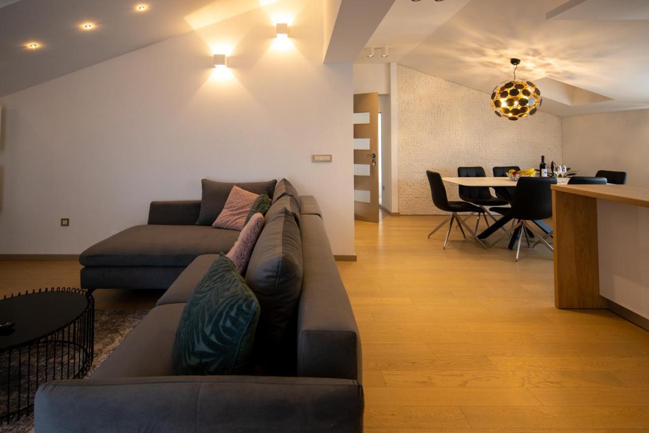 Lumaja Luxury Apartman Biograd Na Moru Exterior photo